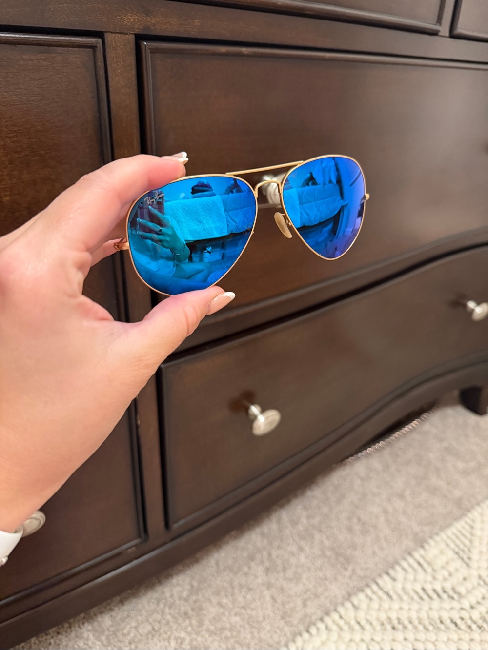 Blue Mirrored Ray Ban Aviator Sunglasses - Gold Frame - Picture 3 of 5